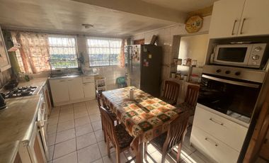 VENDO HERMOSA CASA INDEPENDIENTE. CONDELL SUR QUILPUÉ