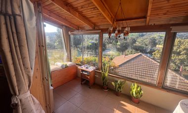 VENDO HERMOSA CASA INDEPENDIENTE. CONDELL SUR QUILPUÉ