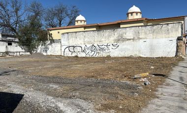 Lote Comercial en Renta  a  largo plazo ( 5 años )