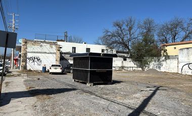 Lote Comercial en Renta  a  largo plazo ( 5 años )