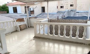 CÓD. 1293. CASA A LA VENTA EN CONJUNTO CERRADO EN EL NORTE DE VALLEDUPAR.