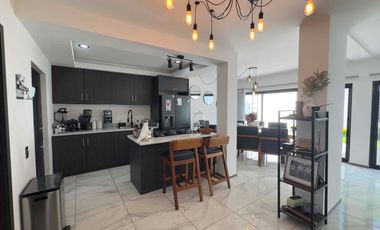 En Venta | Casa de 3 habitaciones ubicada en Fracc. El Mirador Uruapan