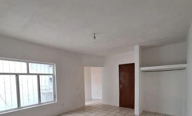 CASA EN VENTA EN ARENALES TAPATIOS