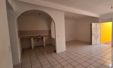 CASA EN VENTA EN ARENALES TAPATIOS