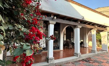 ÚNICA OPORTUNIDAD ..... Venta de casa estilo Colonial, el lugar perfecto para vivir con tu familia