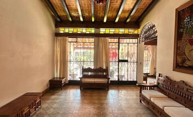 ÚNICA OPORTUNIDAD ..... Venta de casa estilo Colonial, el lugar perfecto para vivir con tu familia