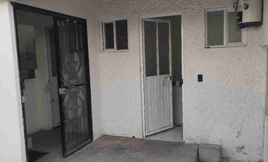 Bodega en Venta Comercial y Servicios