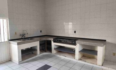 Bodega en Venta Comercial y Servicios