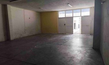 Bodega en Venta Comercial y Servicios