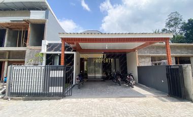 RUMAH SIAP HUNI DALAM CLUSTER, DEKAT SMA N 1 NGEMPLAK