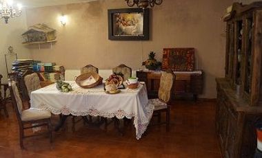 CAPULA, TENENCIA DE MORELIA. PRECIOSA FINCA A PIE DE CARRETERA