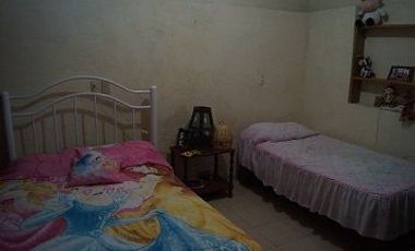 CAPULA, TENENCIA DE MORELIA. PRECIOSA FINCA A PIE DE CARRETERA