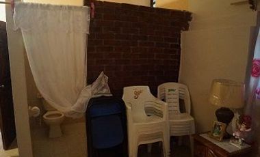 CAPULA, TENENCIA DE MORELIA. PRECIOSA FINCA A PIE DE CARRETERA