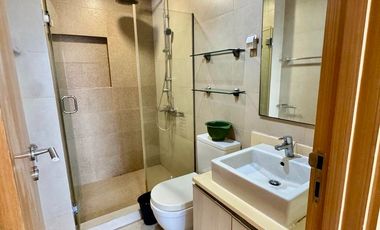 2BR Fully Furnished Condo for Sale in Signa Designer Residences Makati