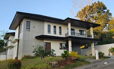 La Fayette Model! THE PERCH at HIGHLAND PARK ANTIPOLO CITY