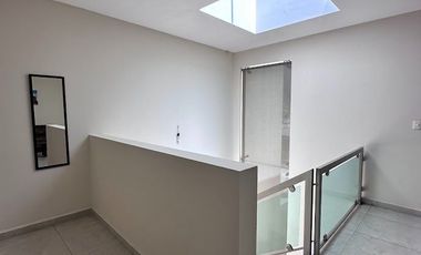 RENTA DE CASA AMUEBLADA EN MAYORAZGO DE 3 RECAMARAS