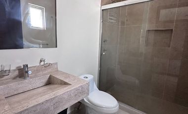 RENTA DE CASA AMUEBLADA EN MAYORAZGO DE 3 RECAMARAS