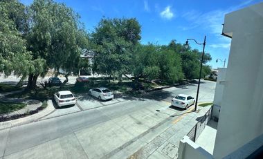 RENTA DE CASA AMUEBLADA EN MAYORAZGO DE 3 RECAMARAS