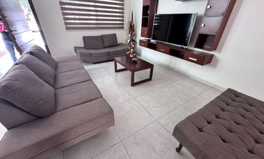 RENTA DE CASA AMUEBLADA EN MAYORAZGO DE 3 RECAMARAS