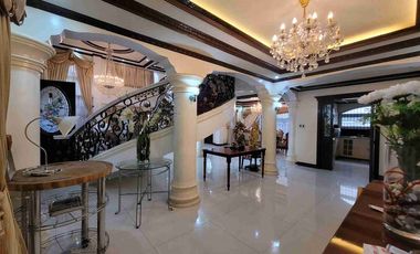 𝗙𝗢𝗥 𝗥𝗘𝗡𝗧 - Elegant Mini-Mansion