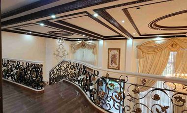 𝗙𝗢𝗥 𝗥𝗘𝗡𝗧 - Elegant Mini-Mansion