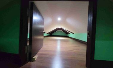 𝗙𝗢𝗥 𝗥𝗘𝗡𝗧 - Elegant Mini-Mansion