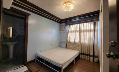 𝗙𝗢𝗥 𝗥𝗘𝗡𝗧 - Elegant Mini-Mansion