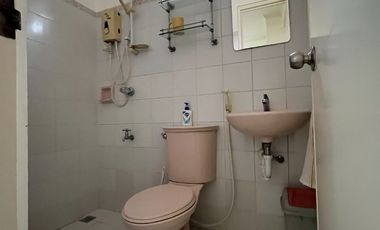 For Sale: MAKATI Metropolitan Ave.  3BR Townhouse with parking