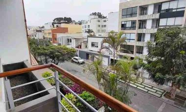 Se Vende TRIPLEX, Amoblado, Santiago de Surco