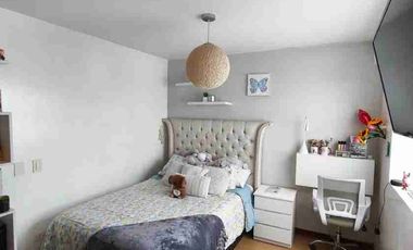 Se Vende TRIPLEX, Amoblado, Santiago de Surco