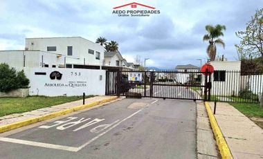 Se vende Linda y Amplia casa Aislada de dos pisos, Condominio Arboleda, comuna de Quilllota.