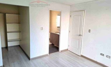 Se vende Linda y Amplia casa Aislada de dos pisos, Condominio Arboleda, comuna de Quilllota.