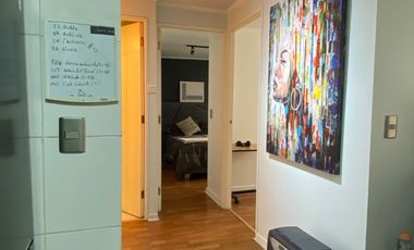 Depto. en Lord Cochrane a pasos de Metro Moneda, Santiago.