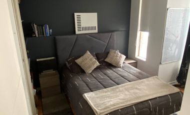 Depto. en Lord Cochrane a pasos de Metro Moneda, Santiago.