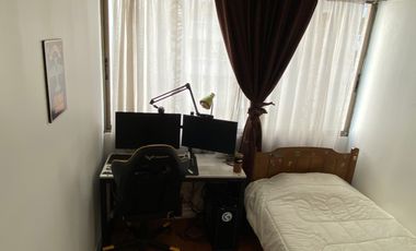 Depto. en Lord Cochrane a pasos de Metro Moneda, Santiago.