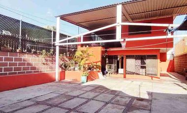 Casa 4 recámaras estacionamiento  3 autos civac acepta créditos