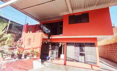 Casa 4 recámaras estacionamiento  3 autos civac acepta créditos