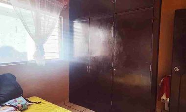 Casa 4 recámaras estacionamiento  3 autos civac acepta créditos