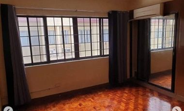For Sale: 5 Bedroom Townhouse in Makati Prime City