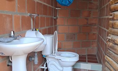 FN15 SE VENDE 2 CASAS FINCA VIA PRINCIPAL NACIONAL   RIO FRIO VEREDA MADRIGAL