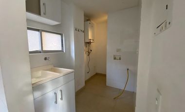 SE ARRIENDA CASA PINARES DE CHÍA – CHÍA, CUNDINAMARCA.