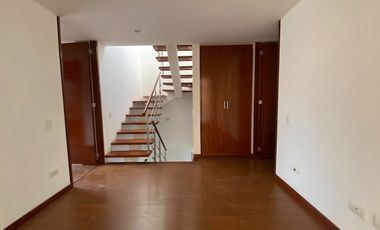 SE ARRIENDA CASA PINARES DE CHÍA – CHÍA, CUNDINAMARCA.