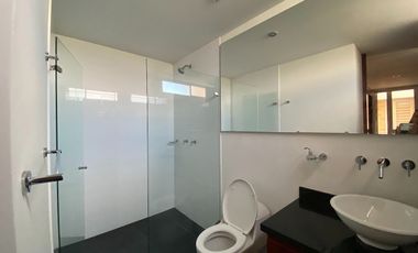 SE ARRIENDA CASA PINARES DE CHÍA – CHÍA, CUNDINAMARCA.