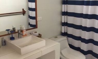 Casa de venta frente al mar en la Entrada