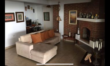 Casa de venta frente al mar en la Entrada