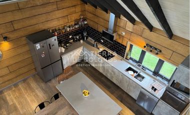 Oportunidad :  Venta parcela con casas sustentables