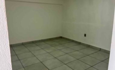 Casa en venta con recámara en planta baja Col Linda vista shanka terreno 8x20