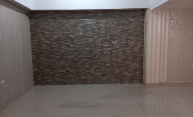 Vendo APTO en Sotomayor, amplio, 3 parqueaderos