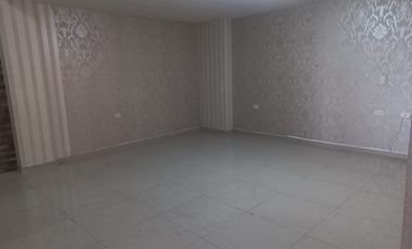Vendo APTO en Sotomayor, amplio, 3 parqueaderos