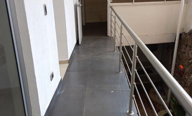 Vendo APTO en Sotomayor, amplio, 3 parqueaderos